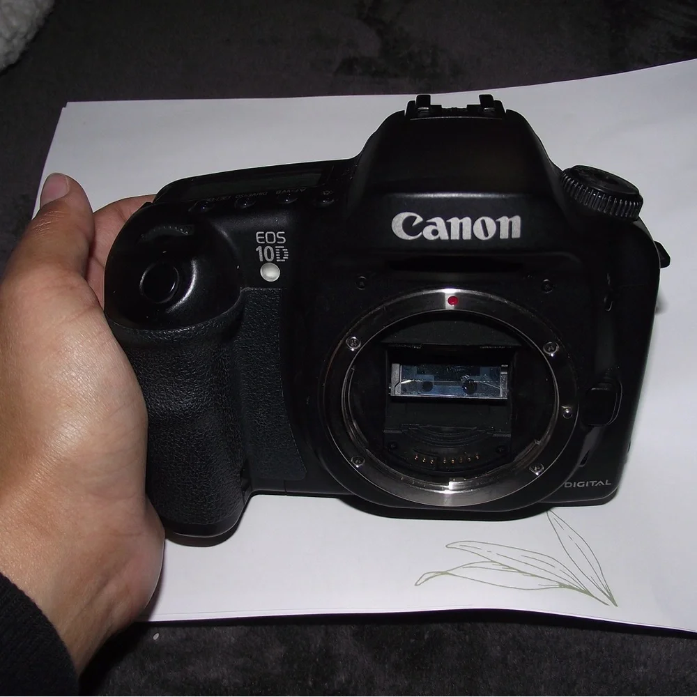 Canon EOS 10D Black Digital Camera- CAMERA BODY + CHARGER ONLY